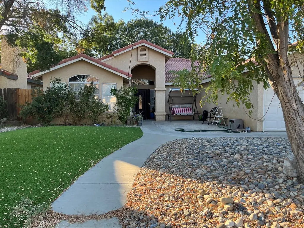 740 Hazelhurst Way, Coalinga, CA 93210 - #1