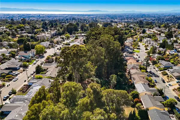 1 Nina Street, Hayward, CA 94541