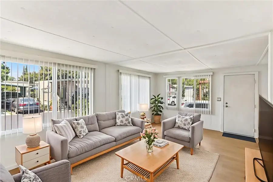 9340 Foothill Blvd #61, Rancho Cucamonga, CA 91730 - Image #2