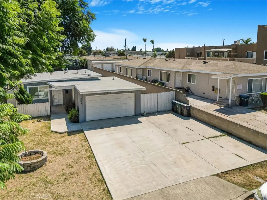 7802 Newman Avenue, Huntington Beach, CA 92647 - Image #1