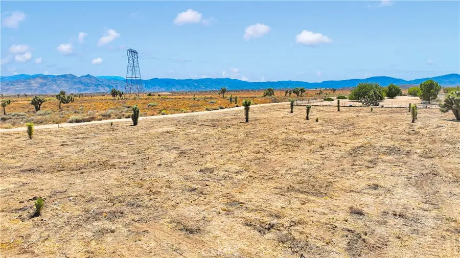 0 Bandicoot Trail, Oak Hills, CA 92344 - #2