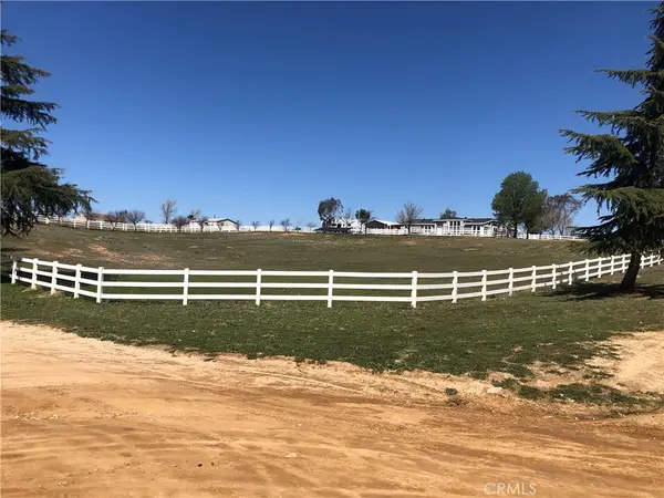 42850 Hill Top Drive, Banning, CA 92220