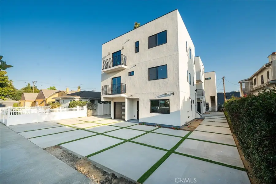 6082 W 18th Street, Los Angeles, CA 90035 - #3