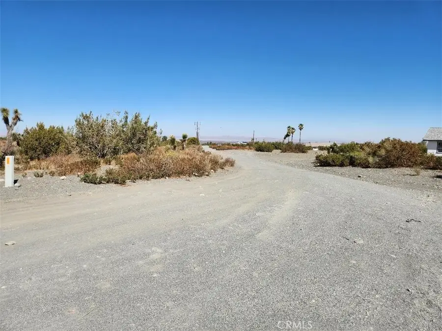 12 Cambria Road, Pinon Hills, CA 92372 - Image #3