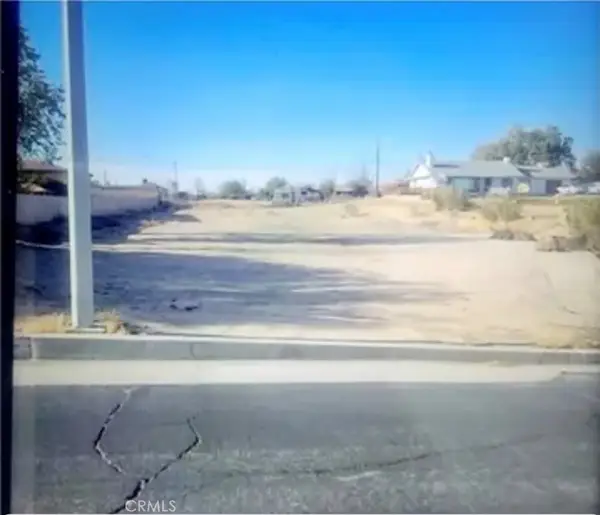 16286 Cabrillo Drive, Victorville, CA 92395