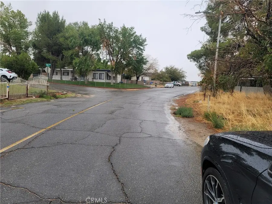 141 Camp Fire, California City, CA 93505 - #3