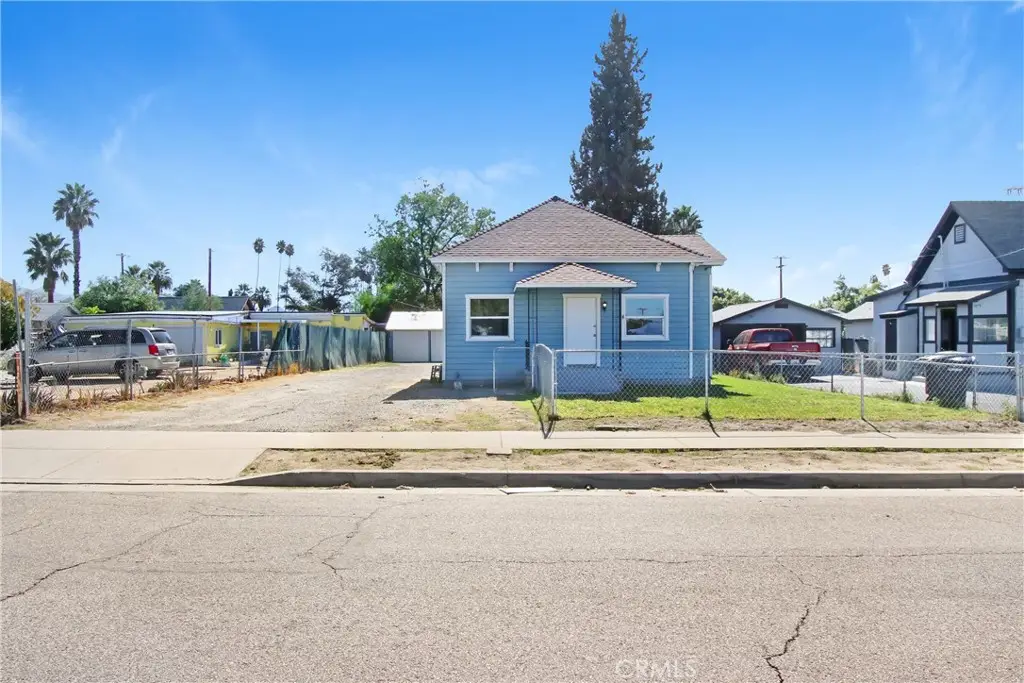 213 W Kimball, Hemet, CA 92543 - #1