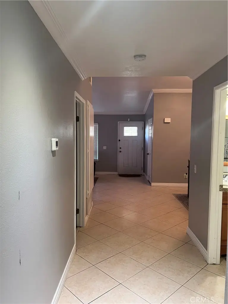 3370 Hollowood Court, Riverside, CA 92503 - Image #2