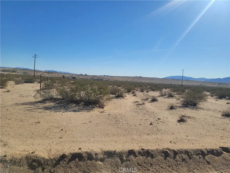 2255 Shooting Star, Twentynine Palms Yucca Valley, CA 92277 - Image #2