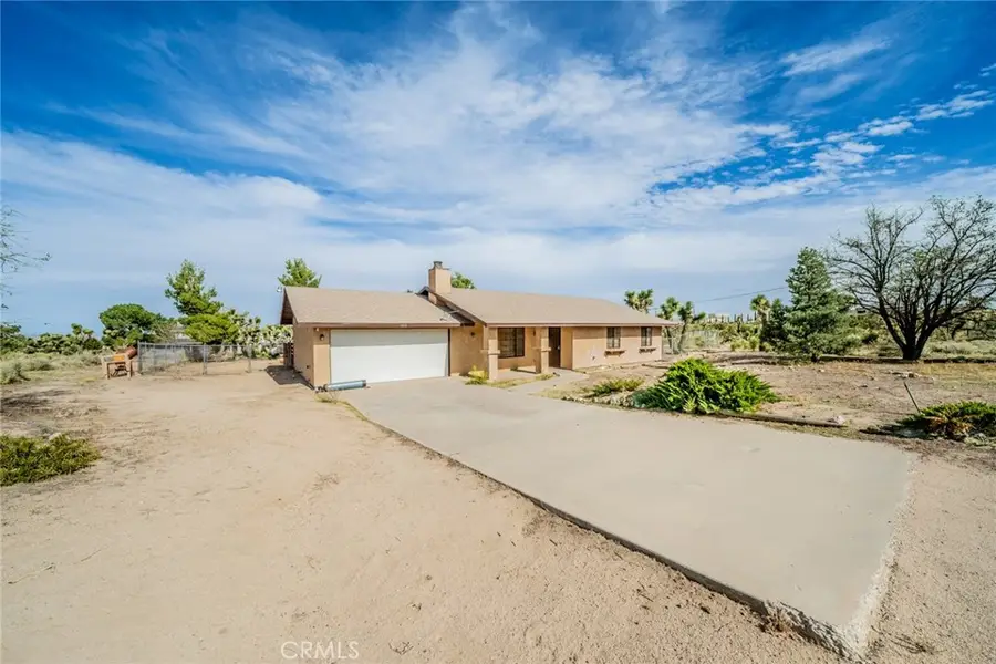 3818 Sunnyslope Road, Phelan, CA 92371 - #2