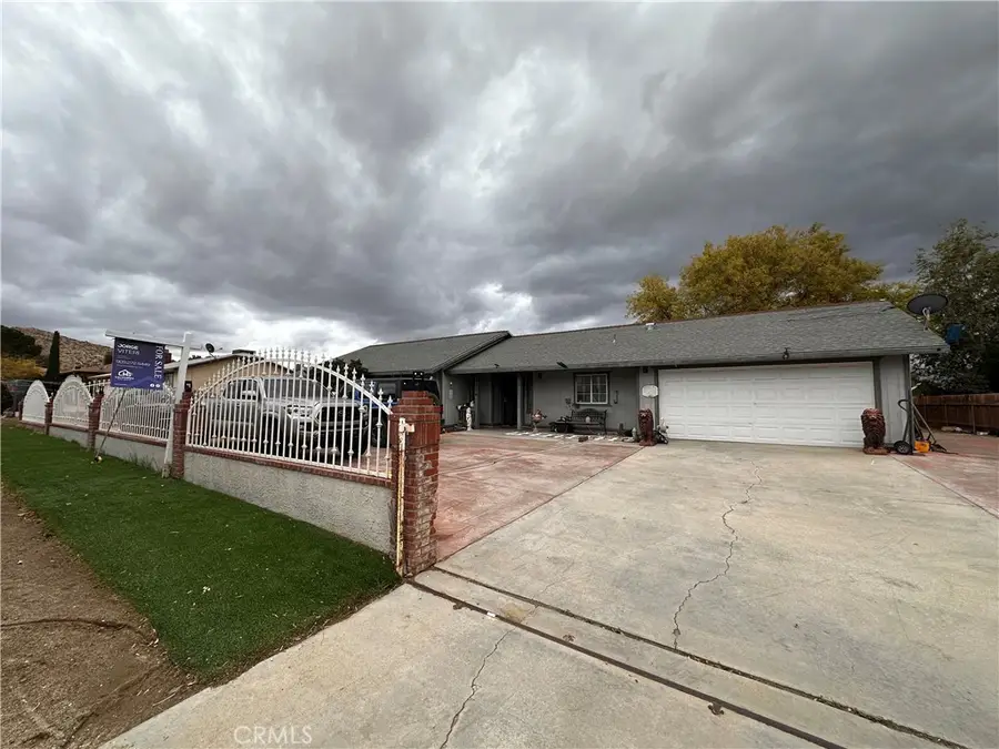 17204 Longmeadow Ave, Palmdale, CA 93591 - Image #2