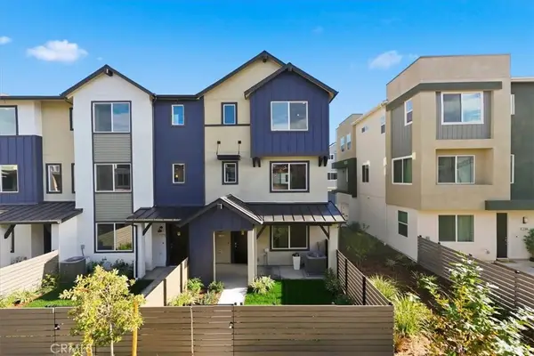 27315 Bear Creek Lane, Valencia, CA 91381