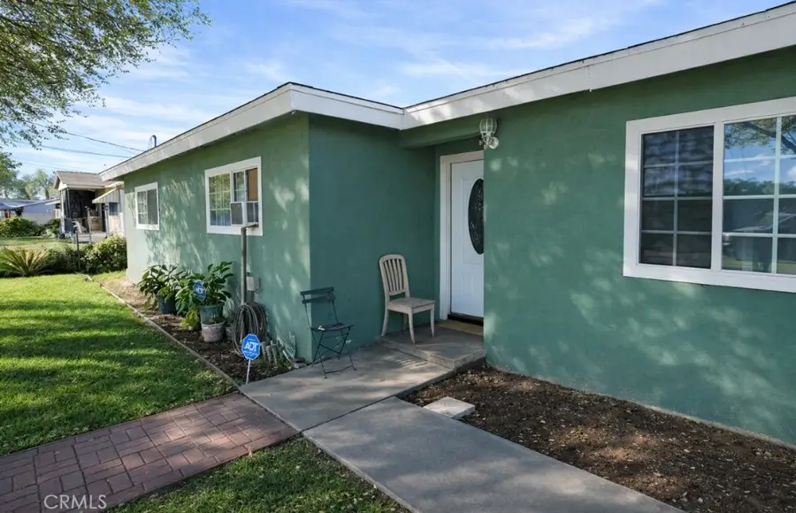 221 E Maple Street, Ontario, CA 91761 - Image #2