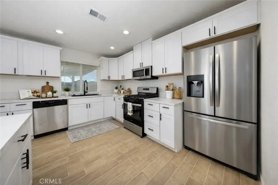 27335 Peach Tree, Helendale, CA 92342 - Image #3