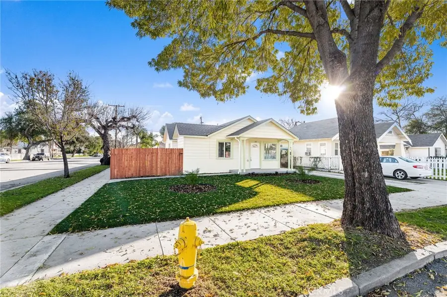 207 W 17th, San Bernardino, CA 92405 - Image #2