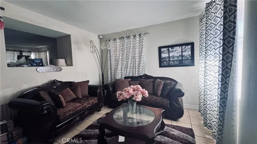 13740 Helena, Victorville, CA 92392 - Image #3