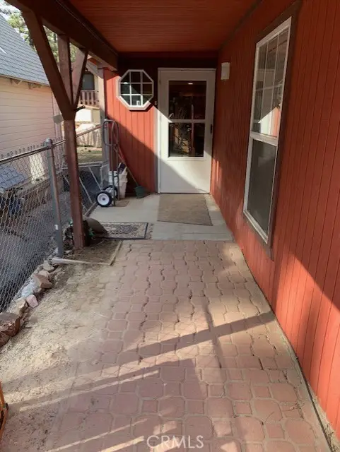 1105 W Rainbow Boulevard, Big Bear City, CA 92314 - Image #2