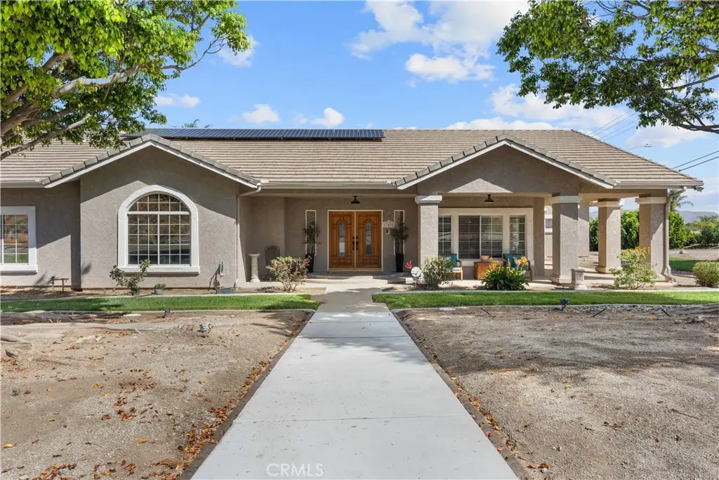 17492 Mariposa Avenue, Riverside, CA 92504 - #1