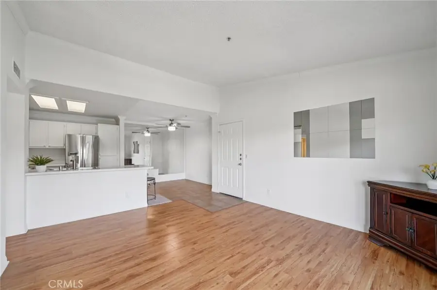 1995 Las Colinas Circle #307, Corona, CA 92879 - Image #2