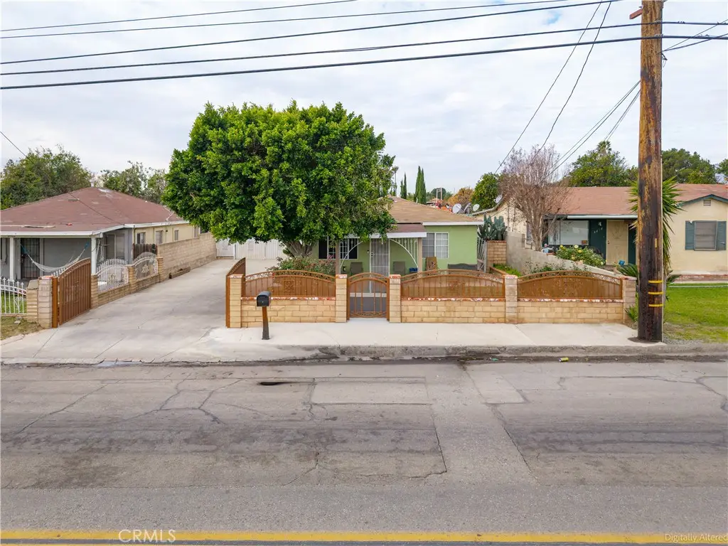 9824 Linden Avenue, Bloomington, CA 92316 - #1