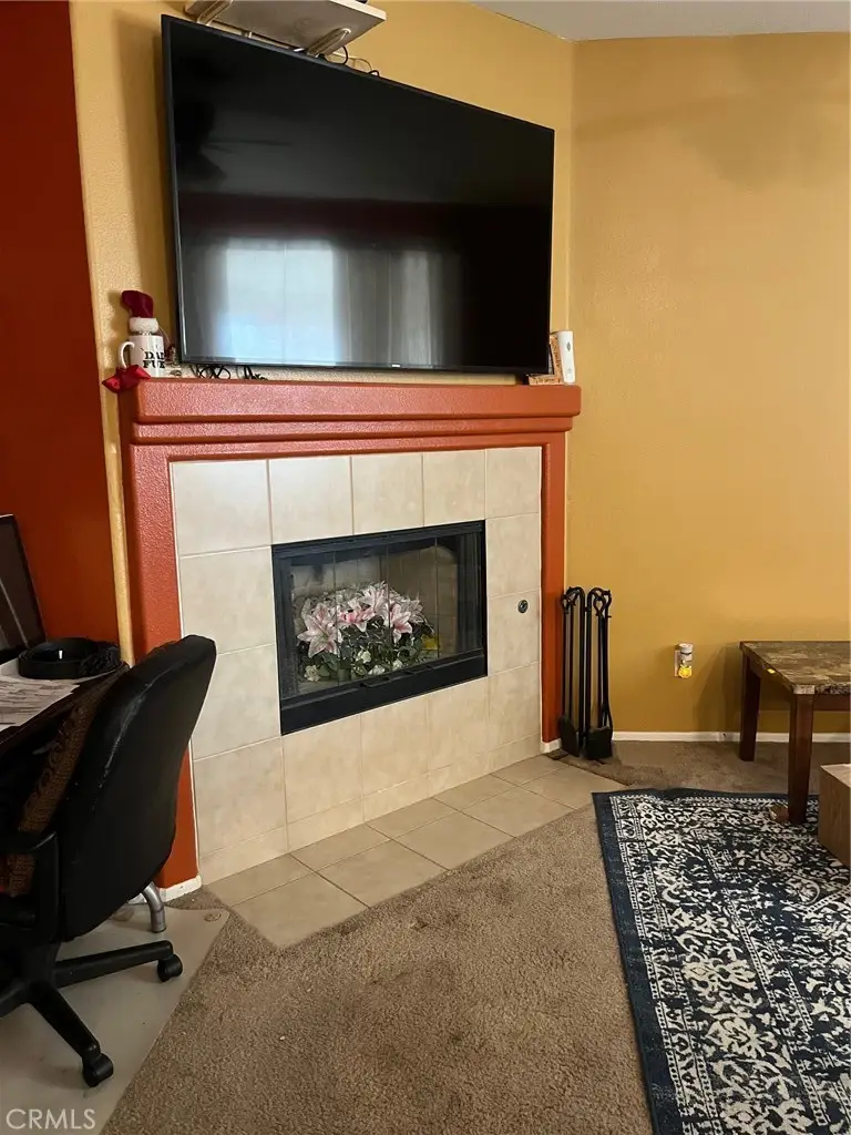 12962 Newport, Hesperia, CA 92344 - #3