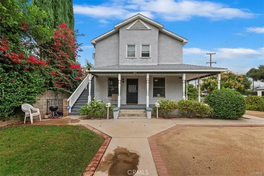 323 E Colton, Redlands, CA 92374 - #2