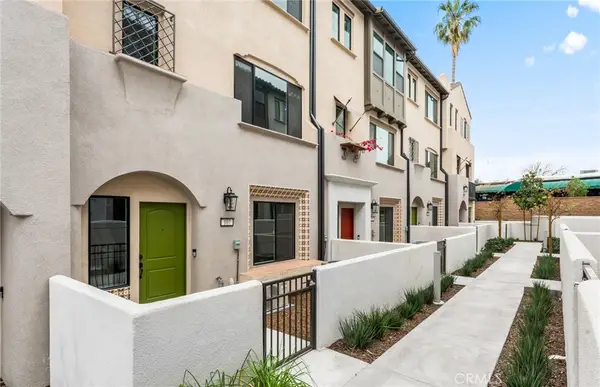 107 Kimberwick Court, Burbank, CA 91506