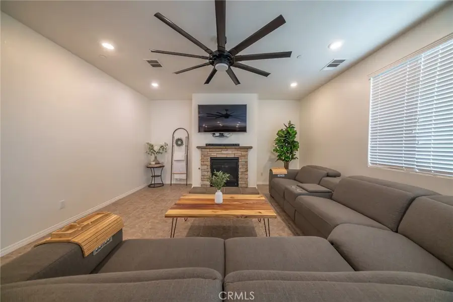 3841 White Ash, San Bernardino, CA 92407 - #3