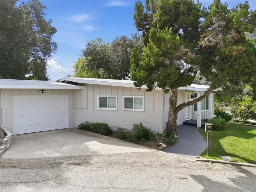 3370 Pachappa Hill, Riverside, CA 92506 - #3