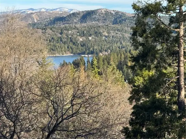 971 Nadelhorn Drive, Lake Arrowhead, CA 92352