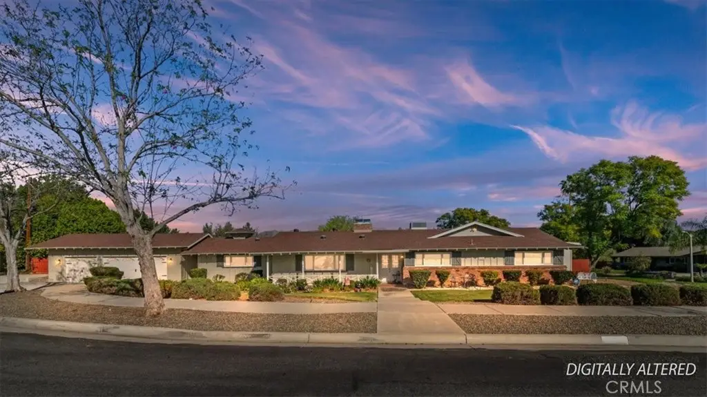 5296 Bronson, Riverside, CA 92506 - #1