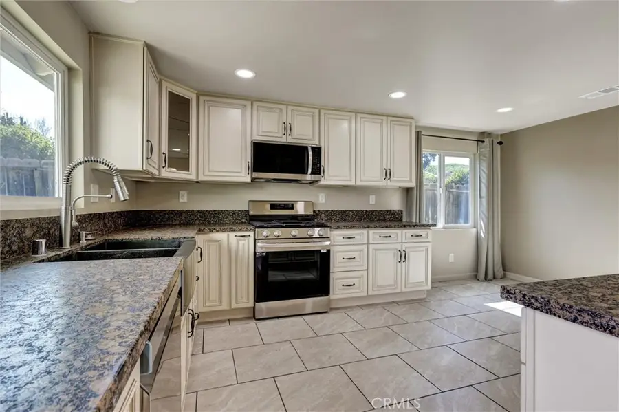11525 Pecan Way, Loma Linda, CA 92354 - #3
