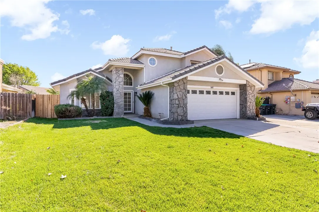 941 Coral, Hemet, CA 92543 - #1