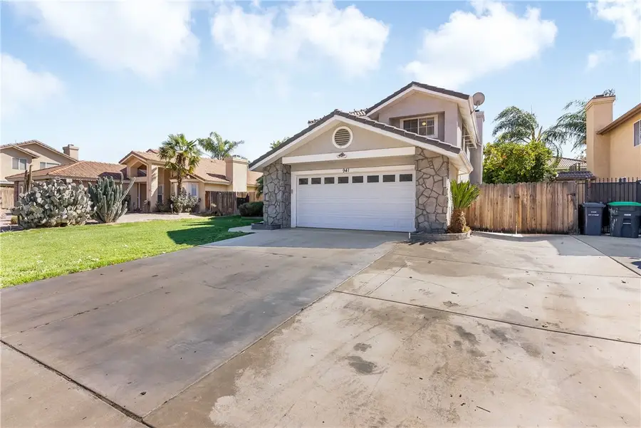 941 Coral, Hemet, CA 92543 - #2