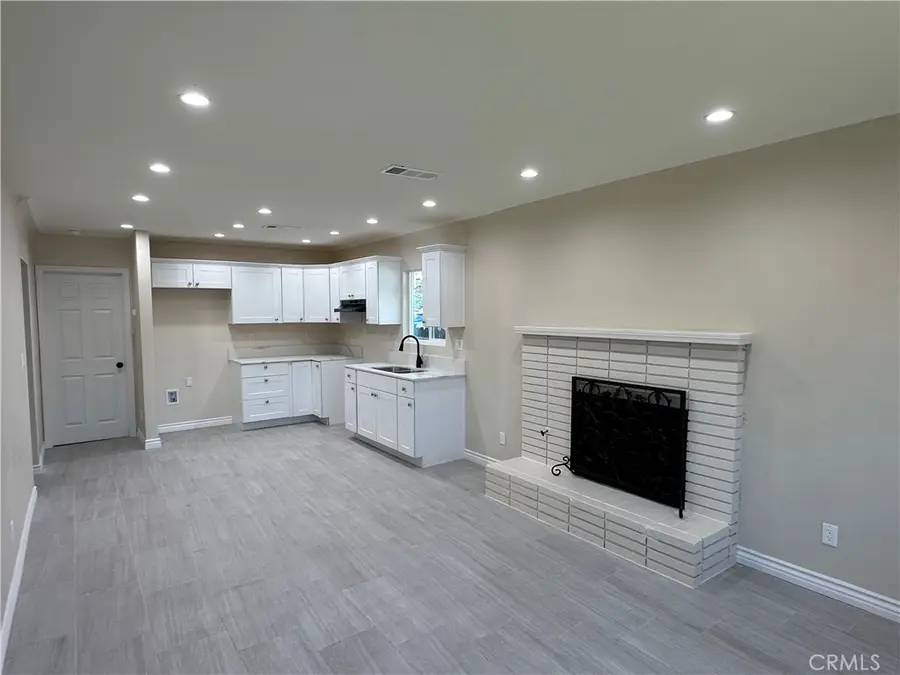 209 E 11th Street, San Bernardino, CA 92410 - #3