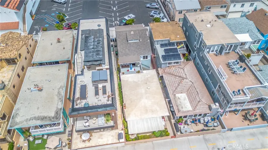 1408 W Oceanfront, Newport Beach, CA 92661 - #3