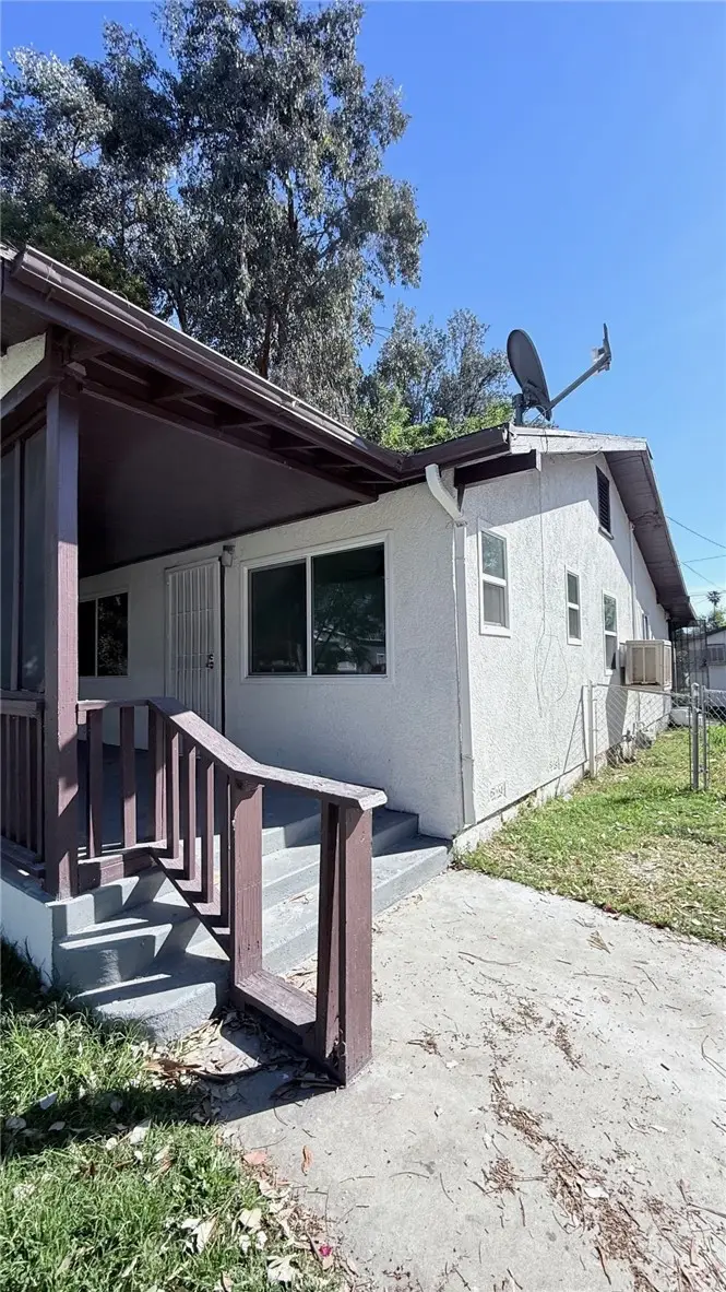 1725 Genevieve Street, San Bernardino, CA 92405 - #2