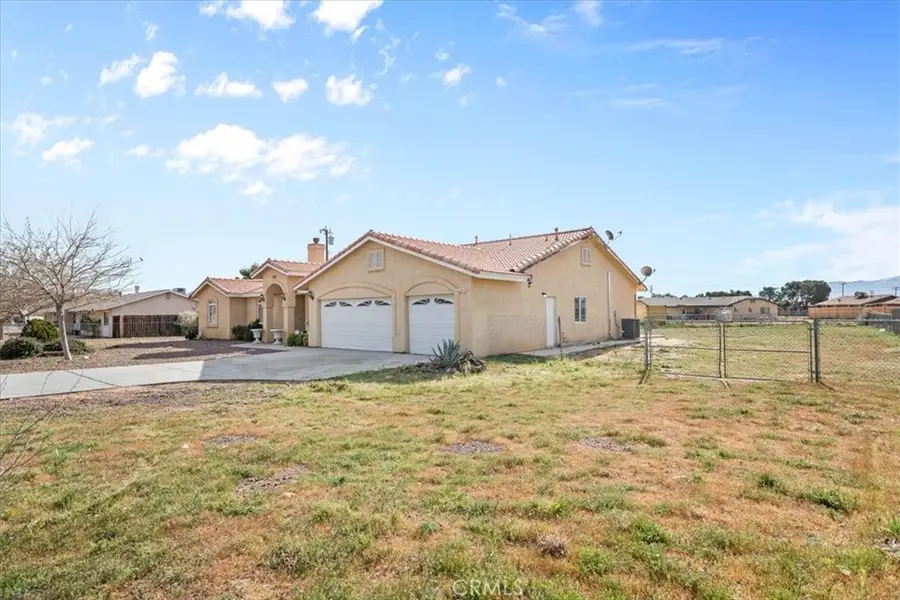 15833 Sago, Apple Valley, CA 92307 - #3