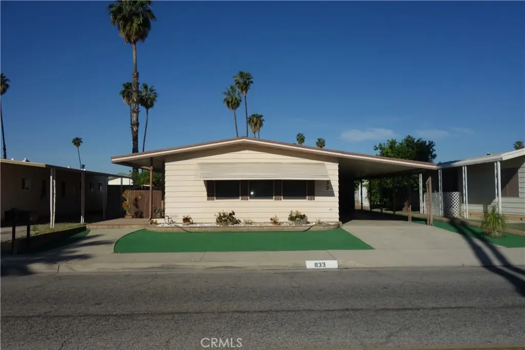 833 S Lyon Avenue, Hemet, CA 92543 - #1