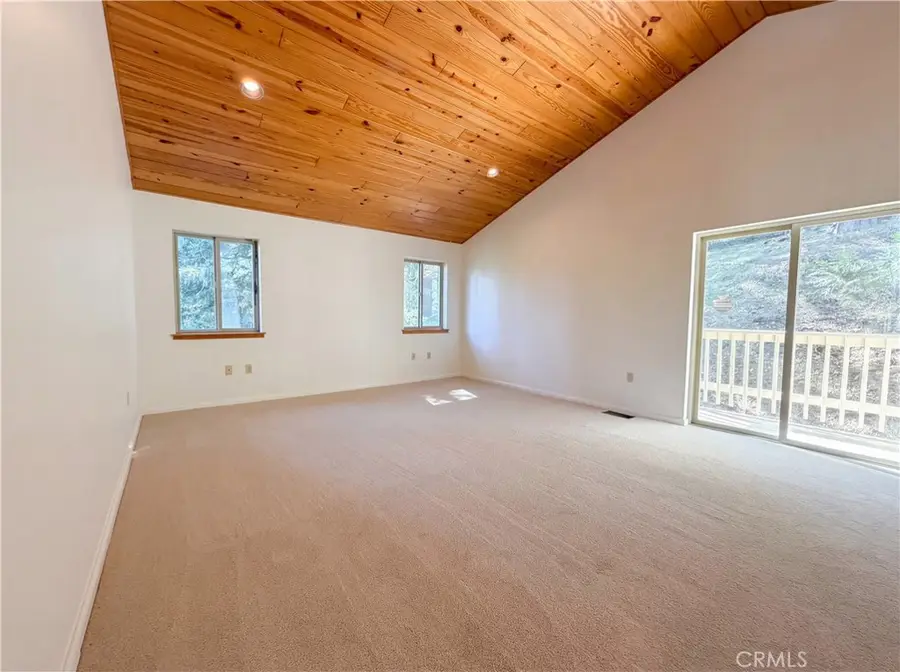 120 Zermat, Crestline, CA 92325 - #3