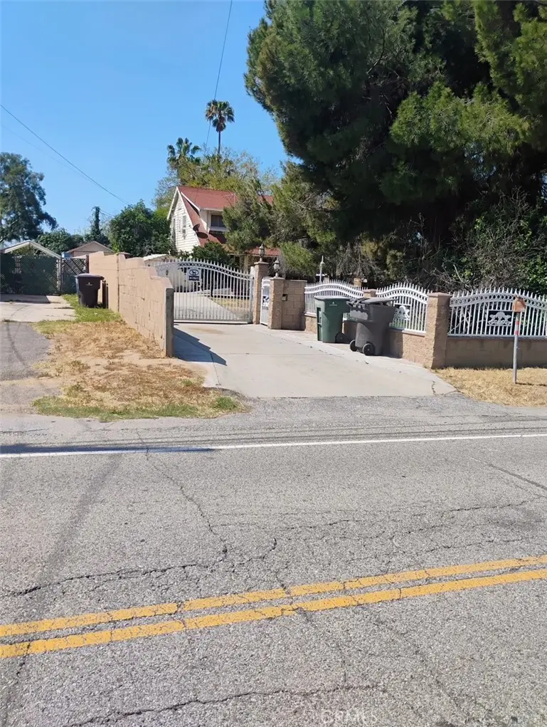 3676 Strong, Riverside, CA 92501 - #1