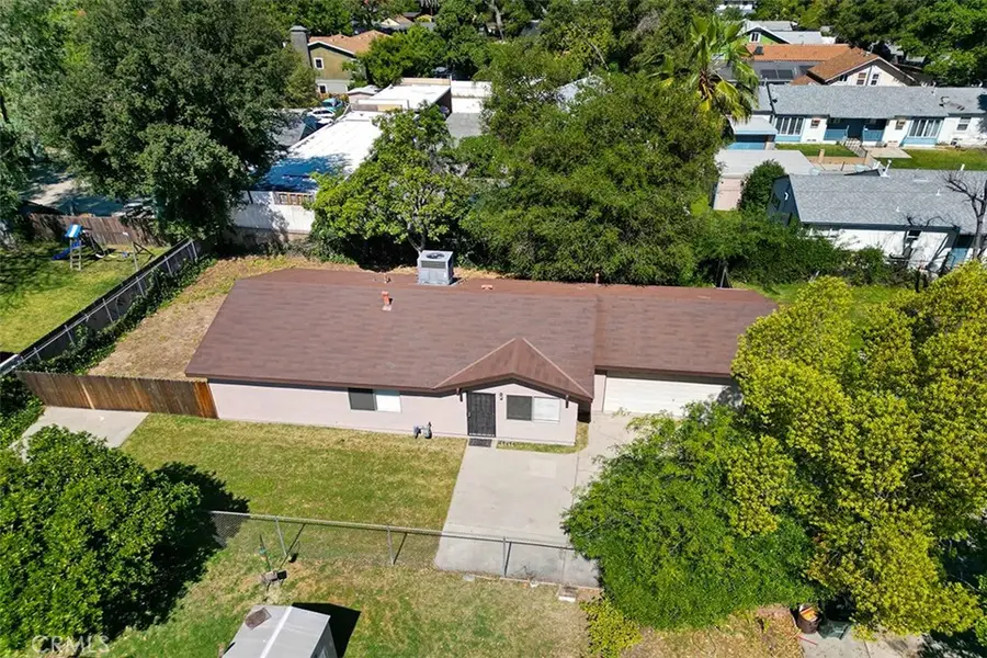 1909 N Summit, Pasadena, CA 91103 - #2