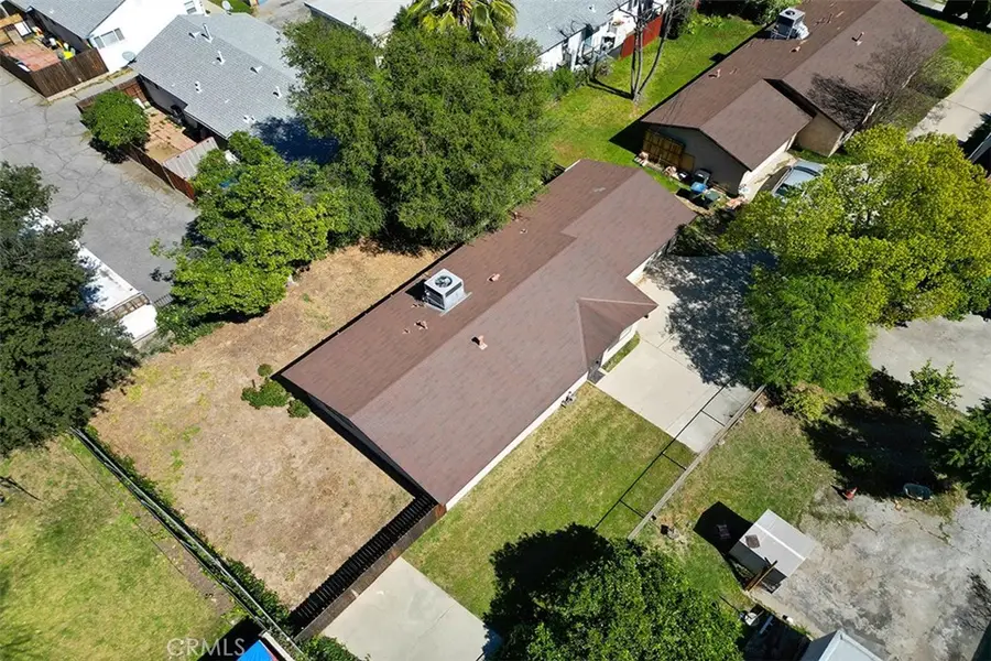 1909 N Summit, Pasadena, CA 91103 - #3