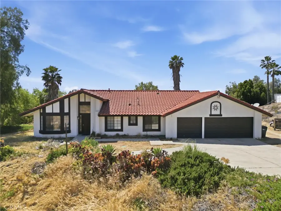 18085 Golden Leaf Lane, Riverside, CA 92504 - #2