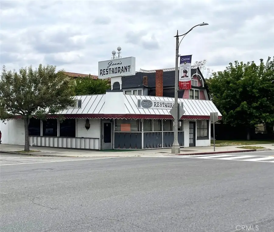 592 N La Cadena, Colton, CA 92324 - #3