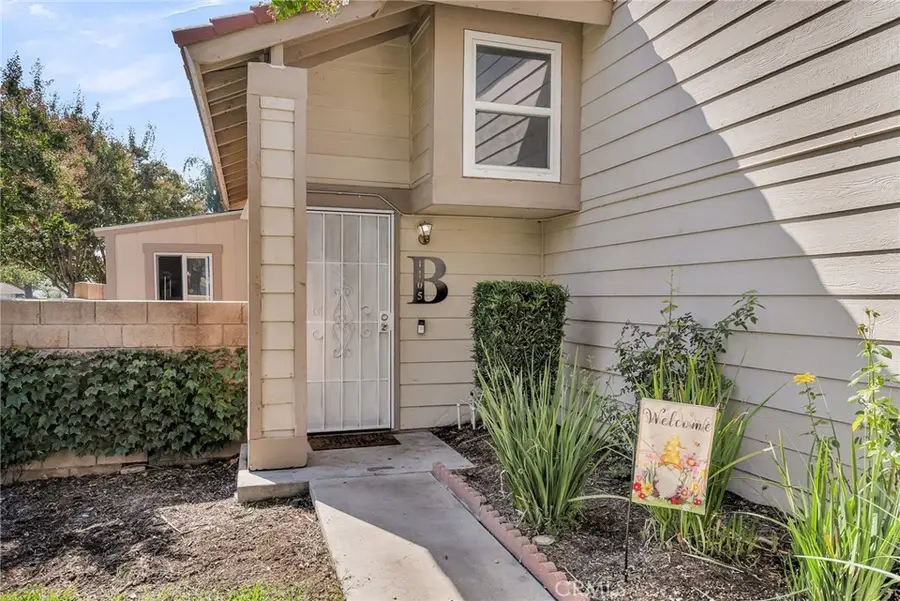 1105 W Victoria Street, Rialto, CA 92376 - #3