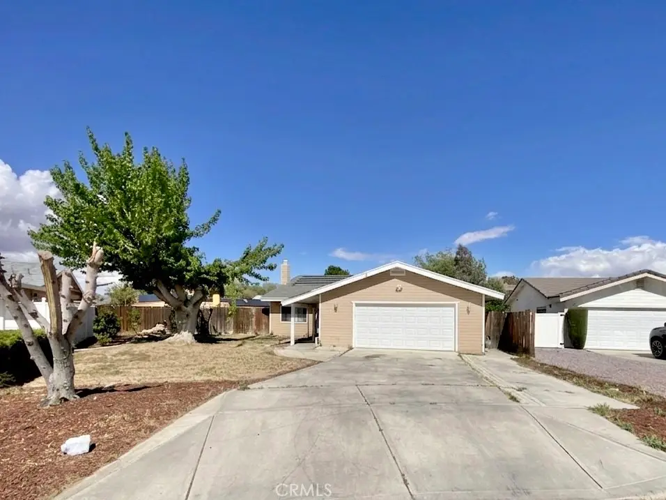 18390 Durham Lane, Victorville, CA 92395 - #1