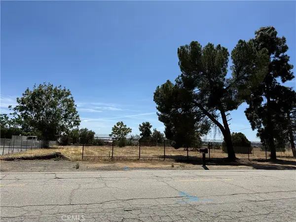 671 W Avenue L, Calimesa, CA 92320