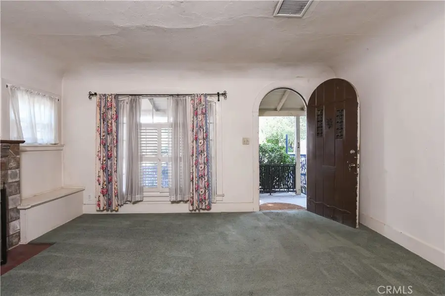 3045 Cedar Street, Riverside, CA 92501 - #2