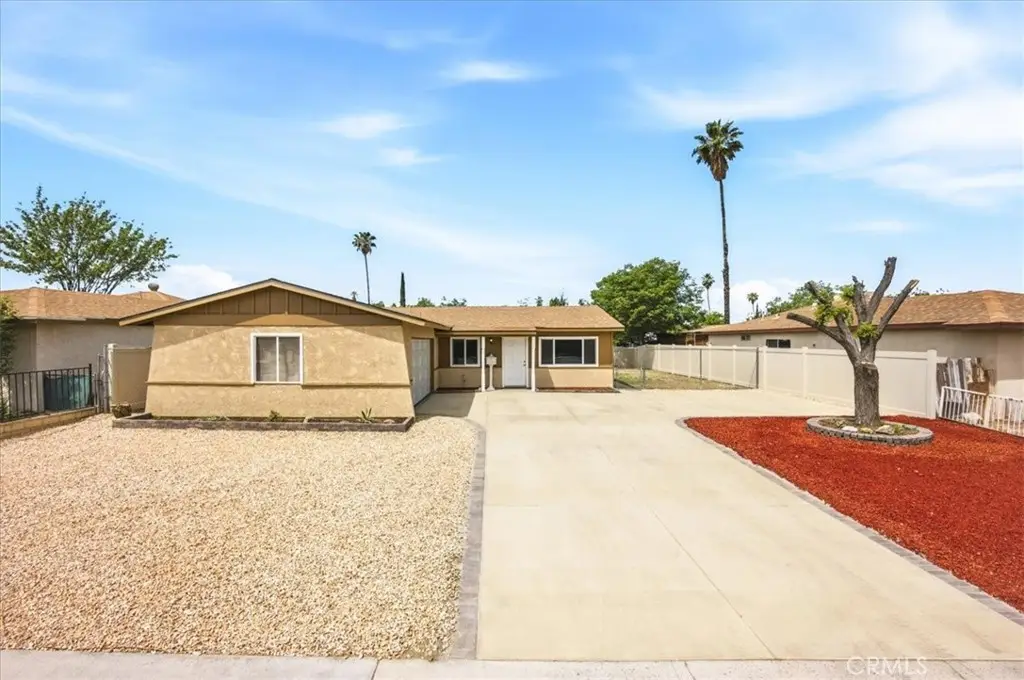 26453 Columbia, Hemet, CA 92544 - #1